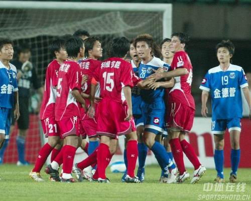 前者完成球 前者完成球