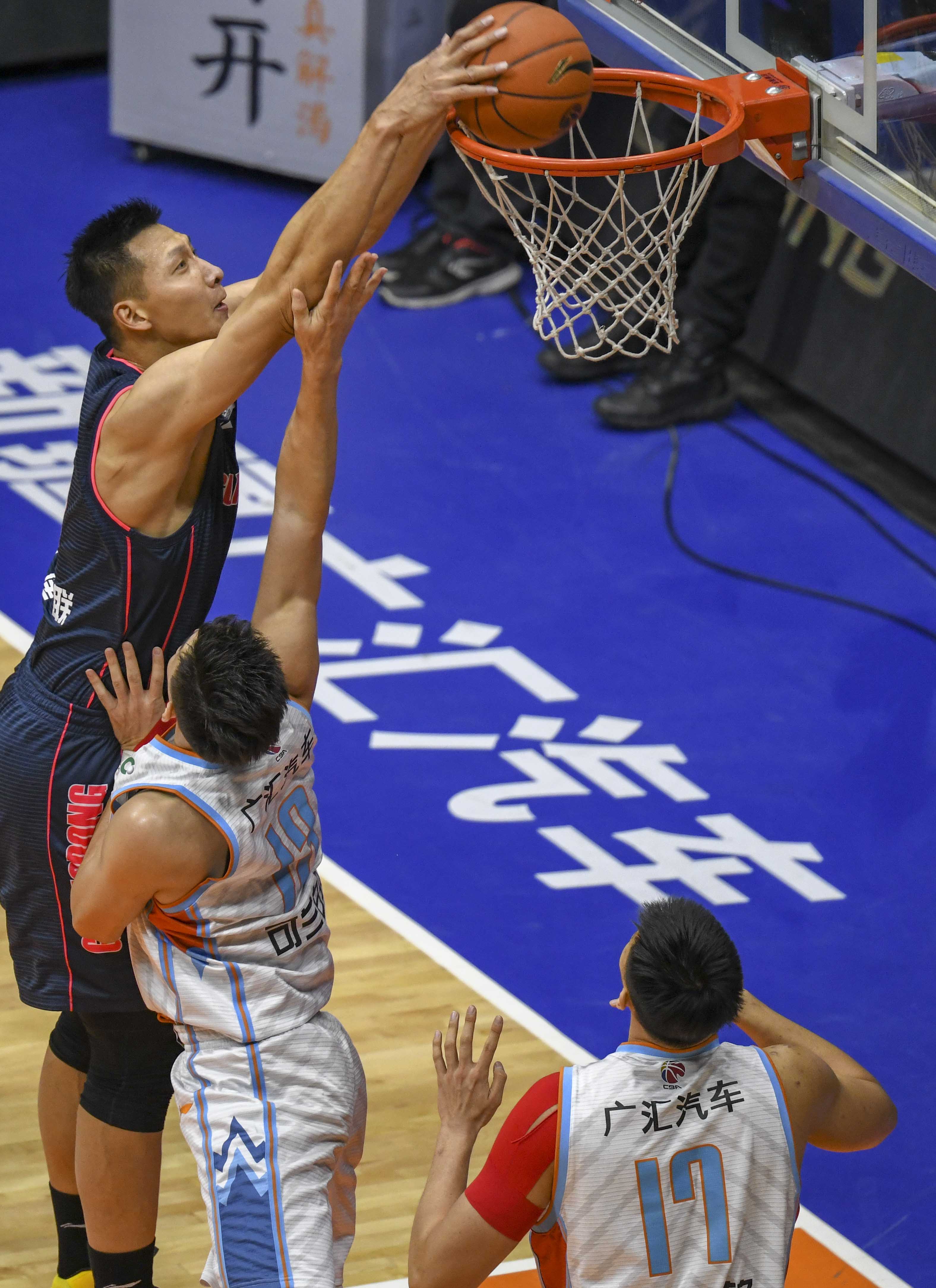 结尾阵容时 结尾阵容时